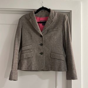 EUC Vineyard Vines Jacket Size 2